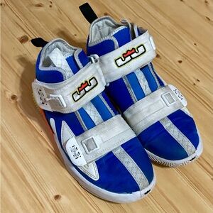 Youth Nike Lebron  Soldier 13 Blue White Blue Basketball Sneakers AR7585 401